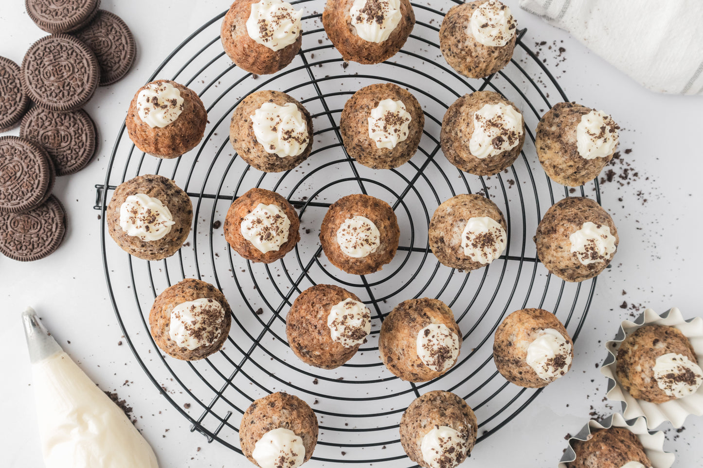 Mini Bite-Size Oreo Bundt Cake (Cake Mix) -Exclusive