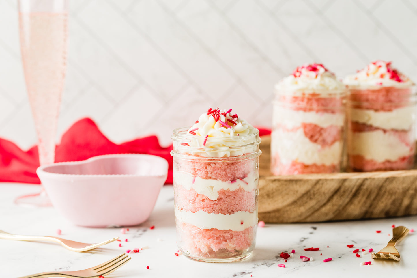 Valentine's Day Cake in a Jar Semi-Exclusive