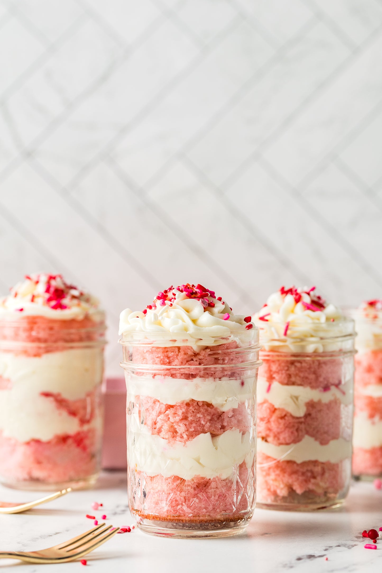 Valentine's Day Cake in a Jar Semi-Exclusive