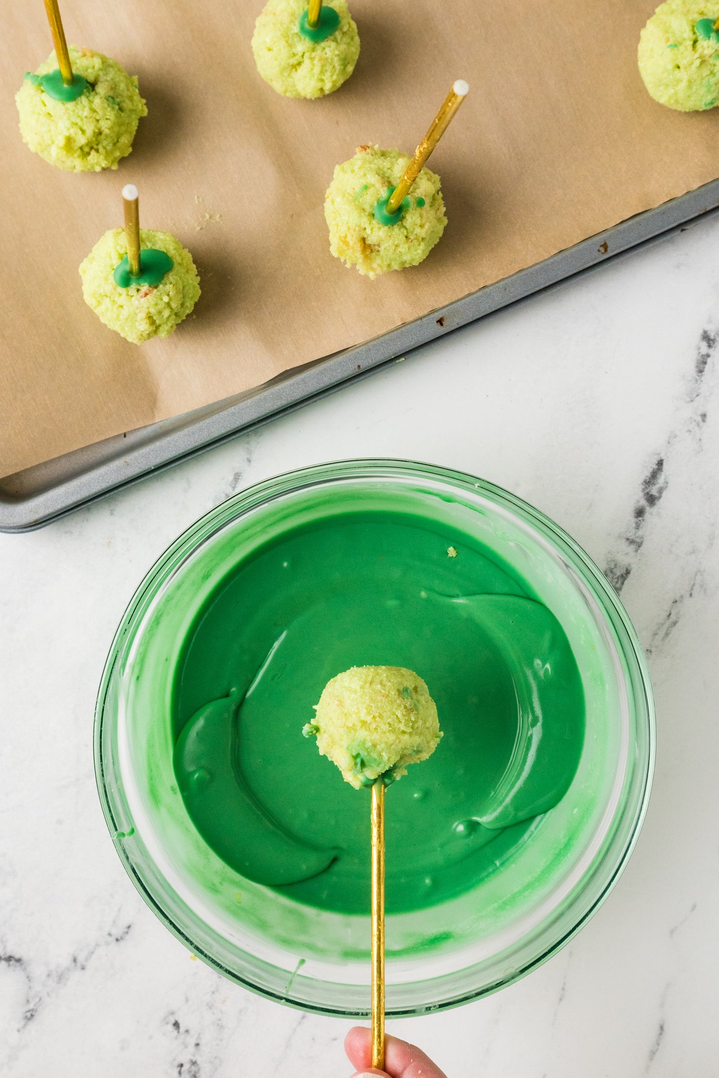 Christmas Cake Pop-Semi Exclusive