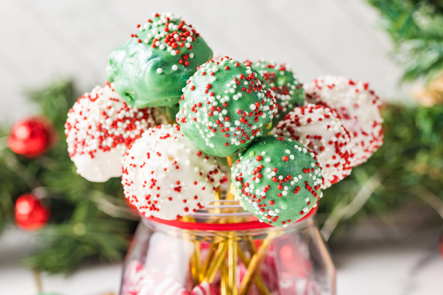Christmas Cake Pop-Semi Exclusive