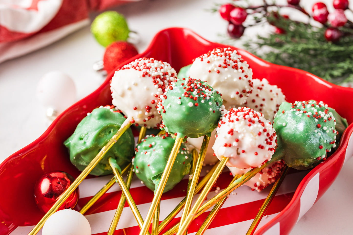 Christmas Cake Pop-Semi Exclusive