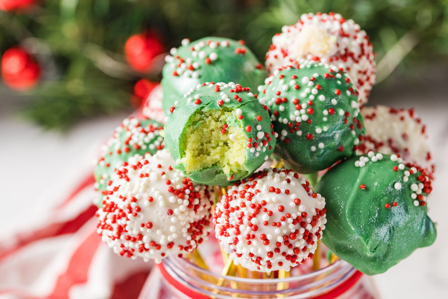 Christmas Cake Pop-Semi Exclusive