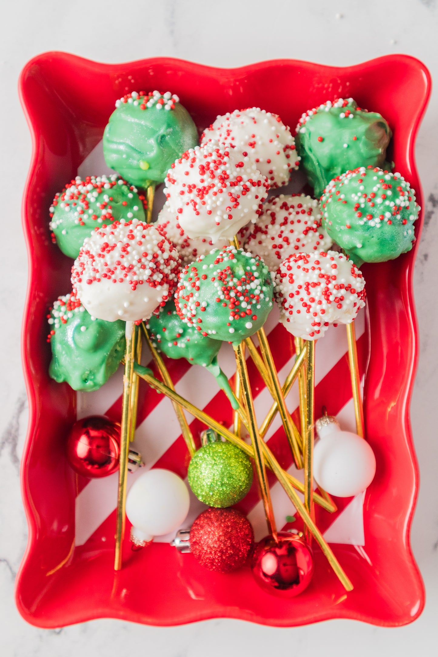 Christmas Cake Pop-Semi Exclusive