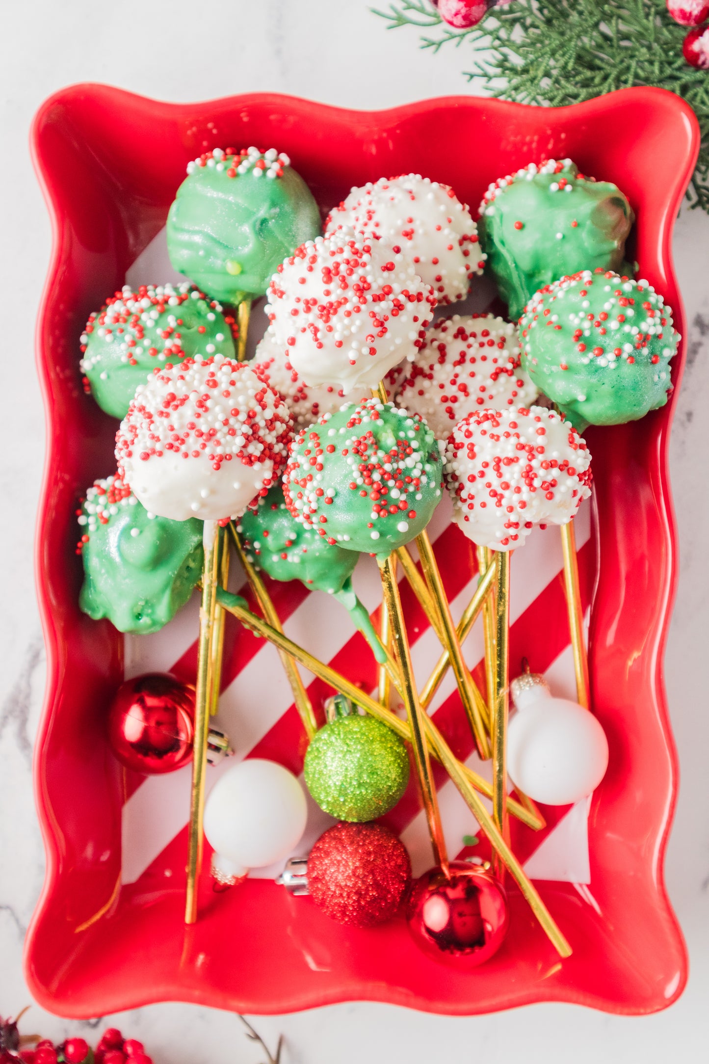 Christmas Cake Pop-Semi Exclusive