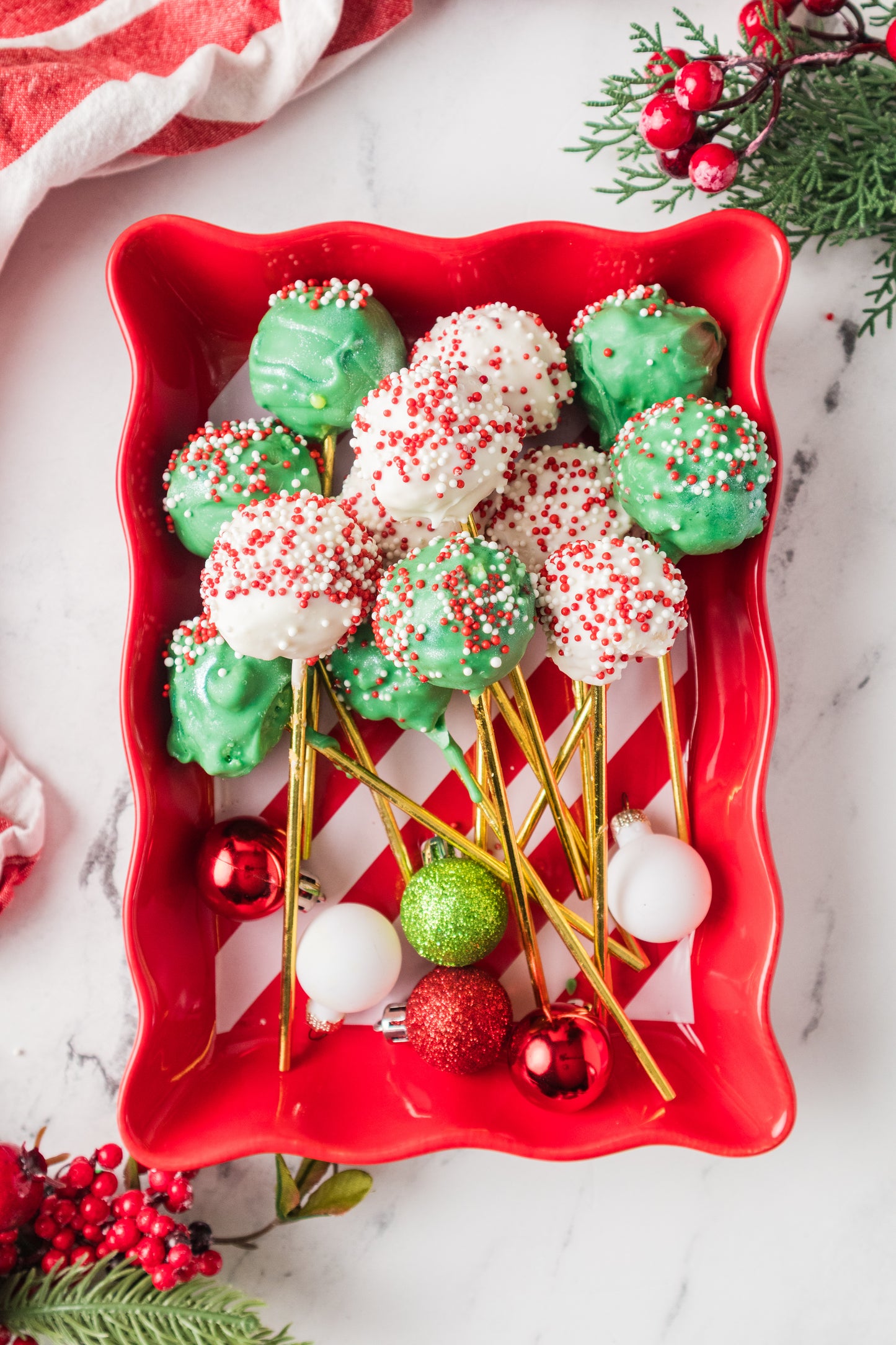 Christmas Cake Pop-Semi Exclusive