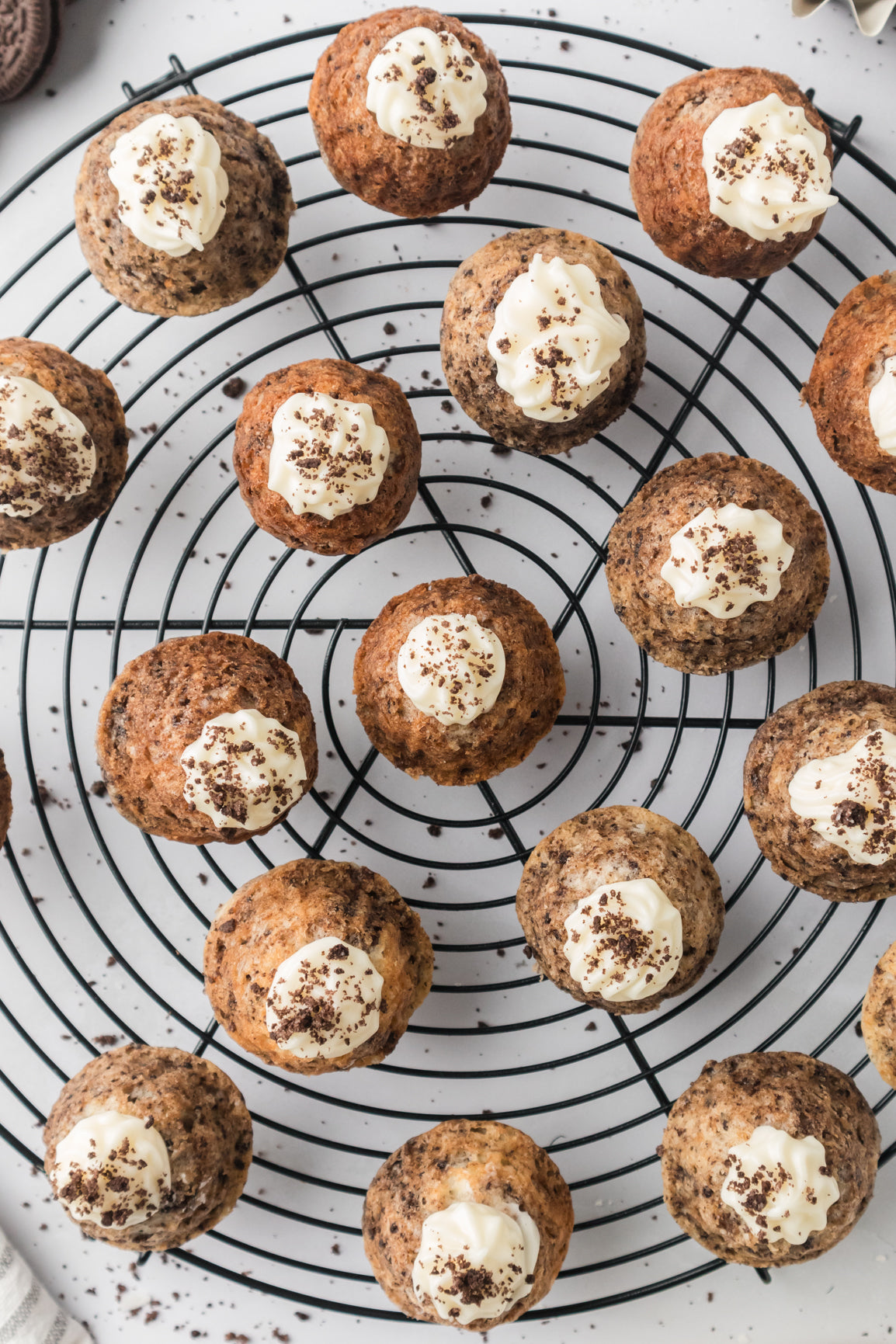Mini Bite-Size Oreo Bundt Cake (Cake Mix) -Exclusive