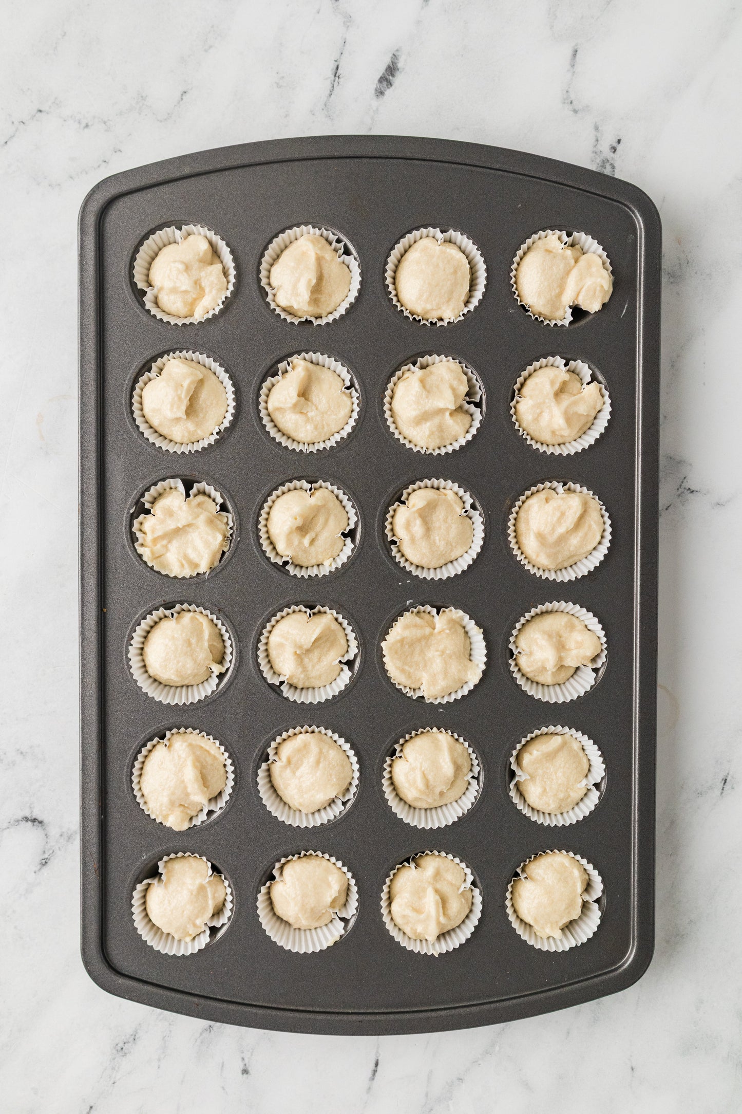 Mini Vanilla Cupcakes-Exclusive