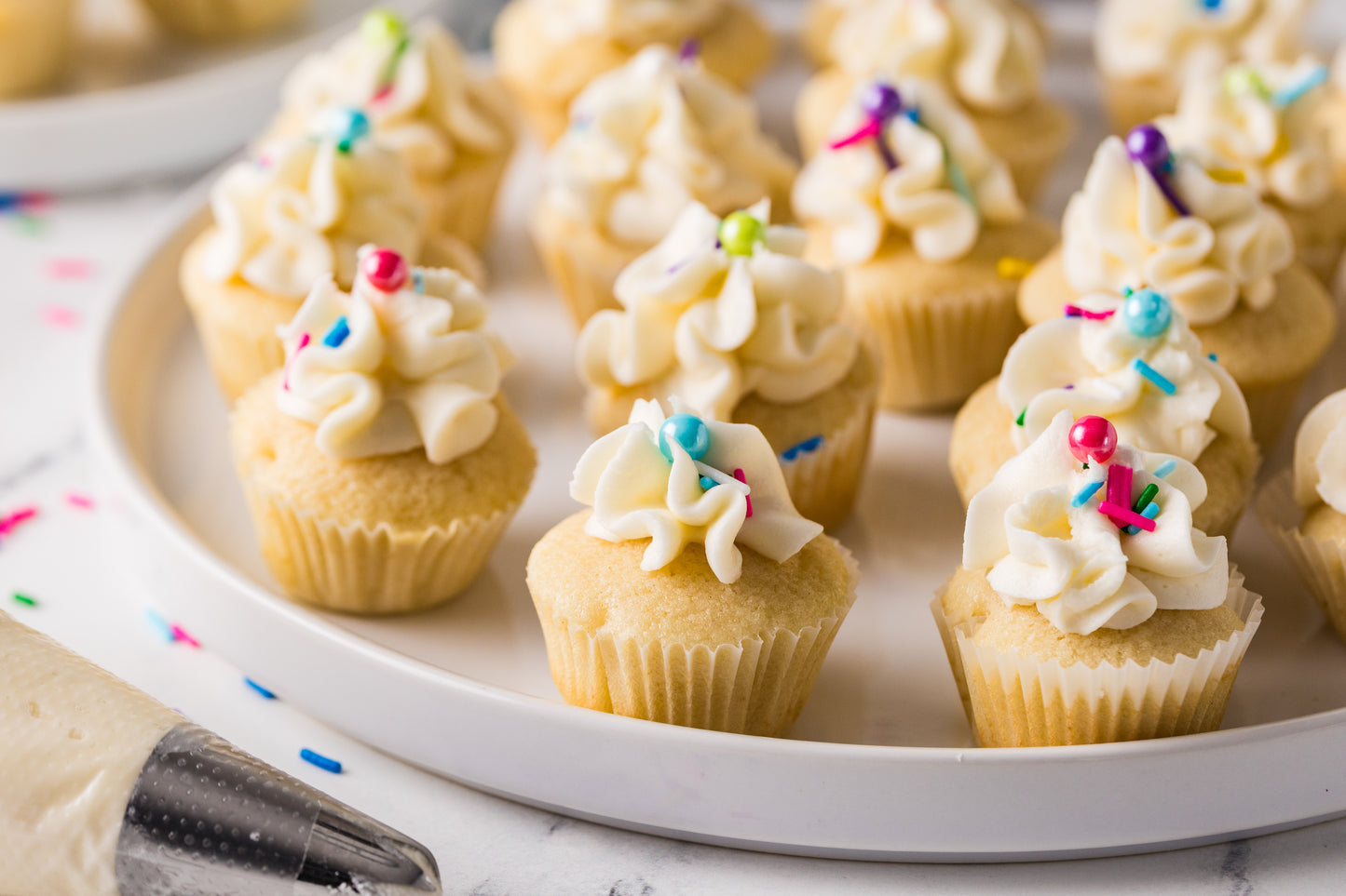 Mini Vanilla Cupcakes-Exclusive