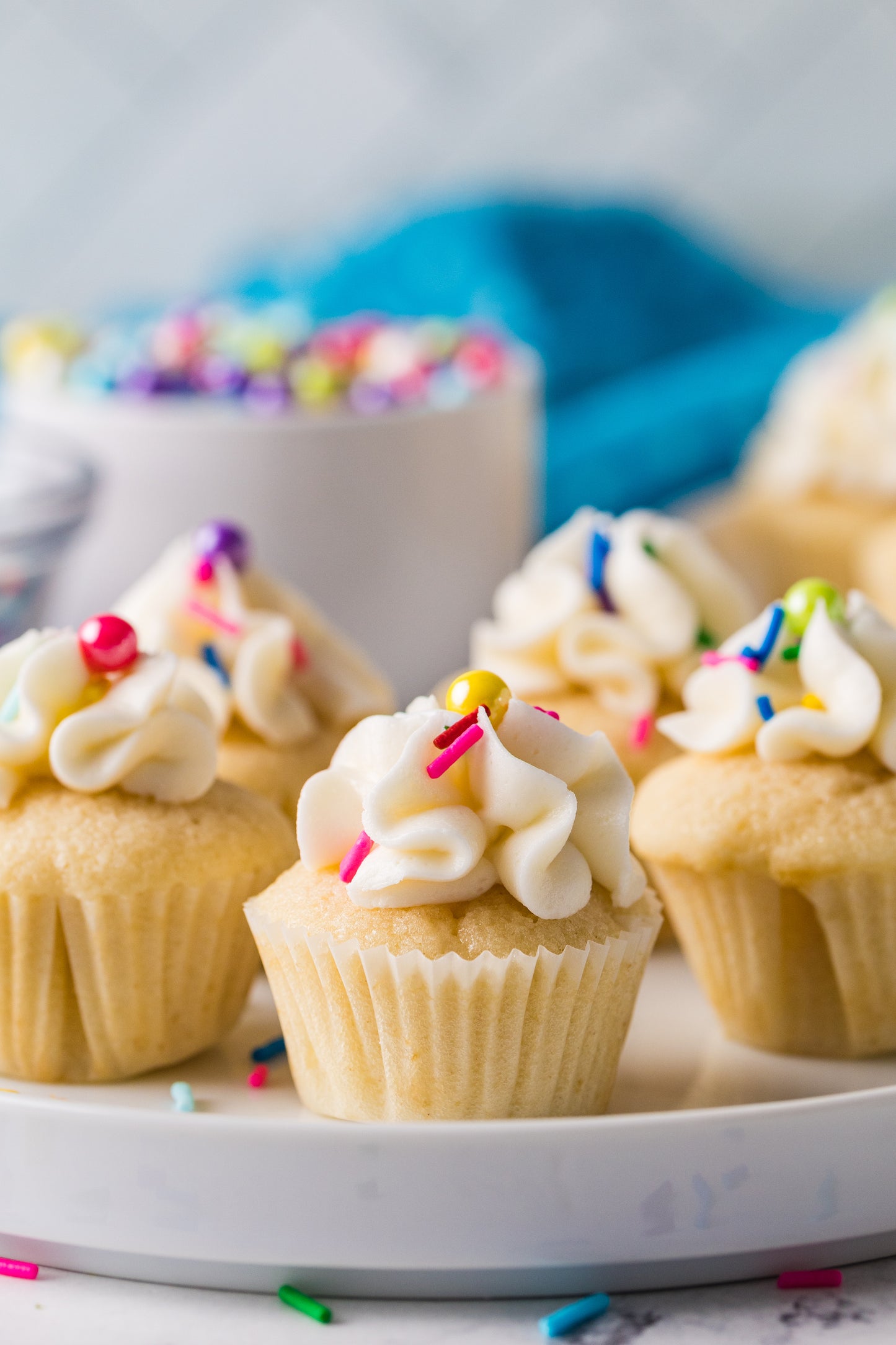 Mini Vanilla Cupcakes-Exclusive