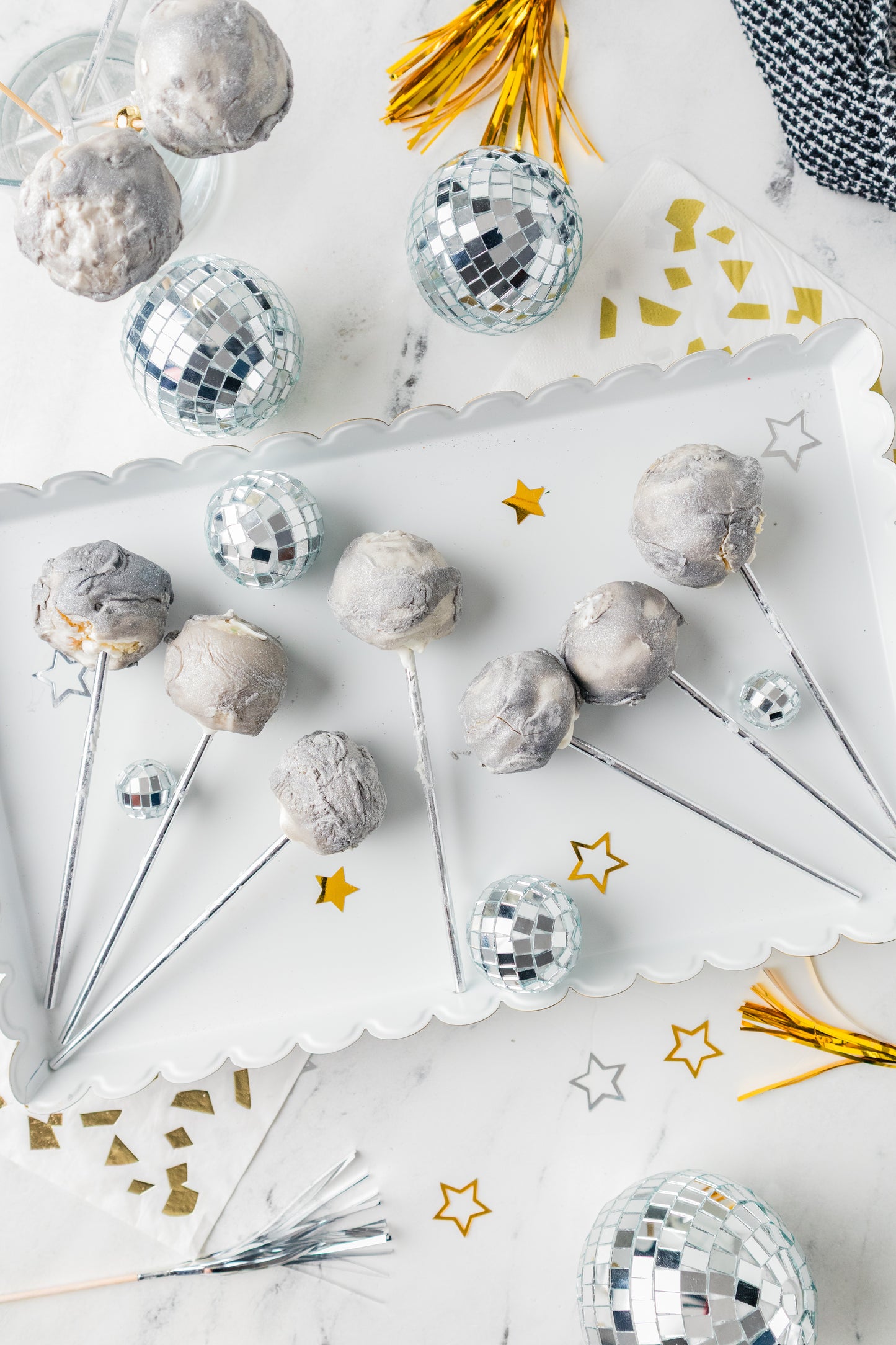 New Year's Cake Pops-Semi-Exclusive