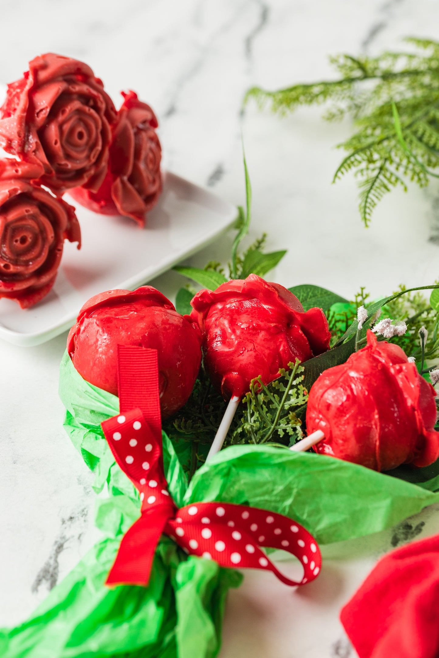 Valentine's Roses Cake Pop-Semi Exclusive